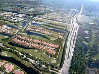 Bearspaw Golfplatz in Naples.
KLICK aufs Bild vergroessert es. Spaeter grosses Bild schliessen (x).