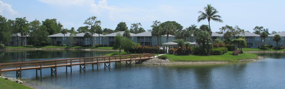 Great lake view with a few steps to the pool. 