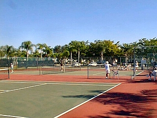 CLICK on picture to enlarge. Command Key F11 makes it even bigger. With the large picture a SLIDE SHOW is automatically activated. To go BACK and FORTH click on the LEFT or RIGHT side of the big picture. To finish the SLIDE SHOW click in the darkened area or on (x).